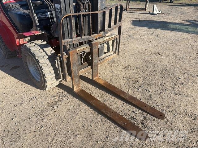 Maximal FD25T-C2WE3 Maastotrukit
