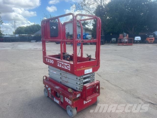 MEC 1330SE Scissor lifts