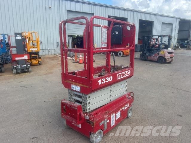 MEC 1330SE Scissor lifts