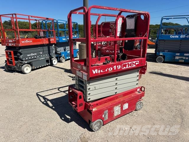 MEC Micro 19 Elevadores de tesoura