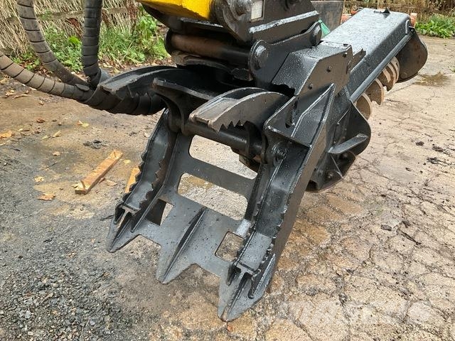 Menzi Muck M515 Crawler excavators