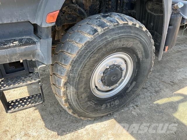 Mercedes-Benz ACTROS 4048 Φορτηγά με Γερανό