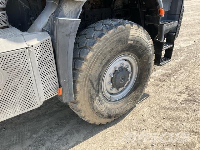 Mercedes-Benz ACTROS 4048 Φορτηγά με Γερανό