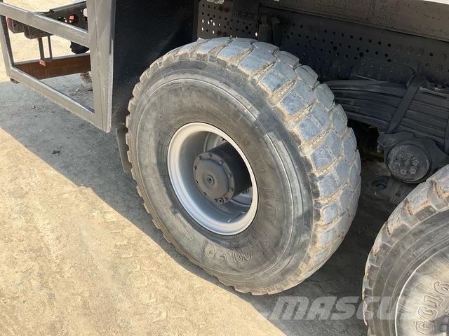 Mercedes-Benz ACTROS 4048 Φορτηγά με Γερανό