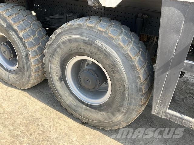 Mercedes-Benz ACTROS 4048 Φορτηγά με Γερανό