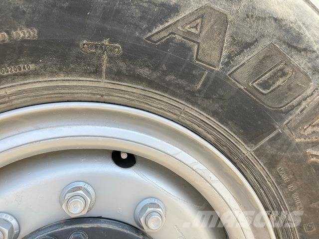 Mercedes-Benz ACTROS 4048 Φορτηγά με Γερανό