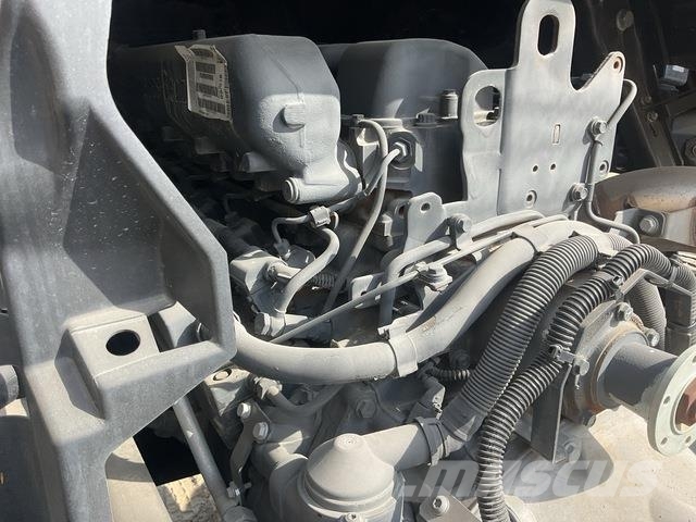 Mercedes-Benz Arocs 4240 شاحنات بمقصورة وهيكل