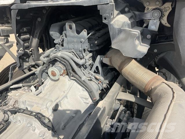 Mercedes-Benz Arocs 4240 شاحنات بمقصورة وهيكل