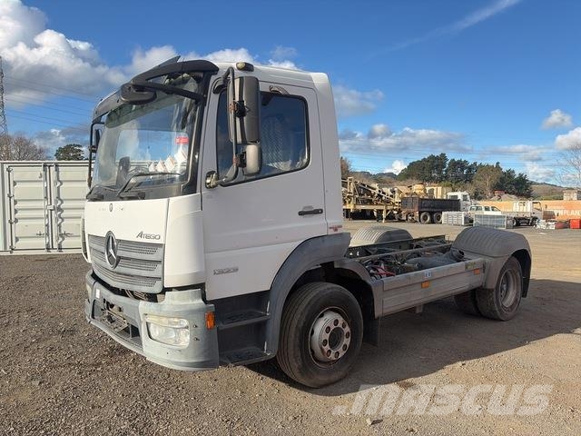 Mercedes-Benz Atego 1323 Chassis