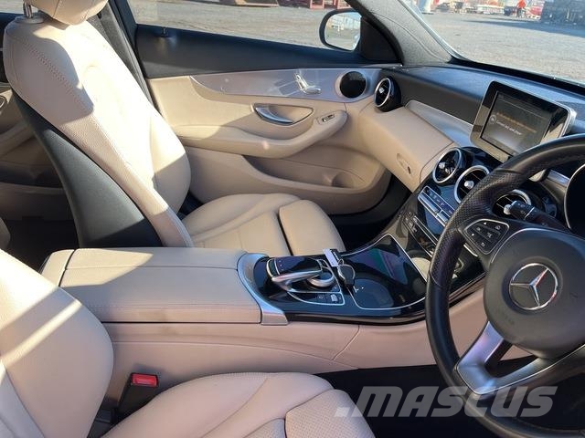 Mercedes-Benz C200 Cars