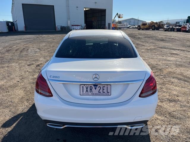 Mercedes-Benz C200 Cars