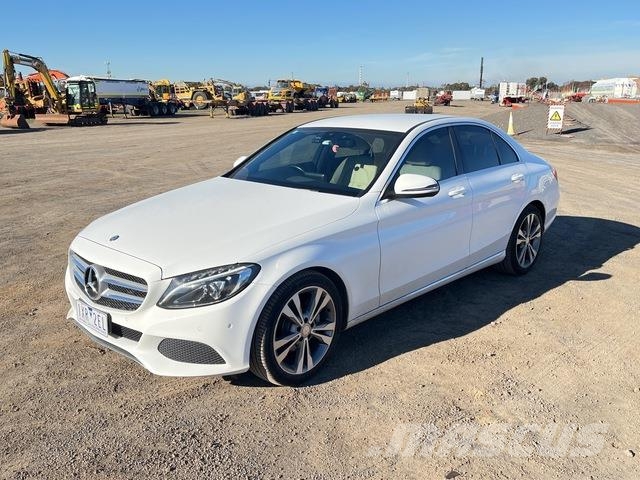 Mercedes-Benz C200 Cars
