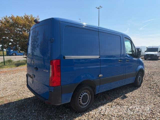 Mercedes-Benz Sprinter 211 CDi Dostavna vozila / kombiji