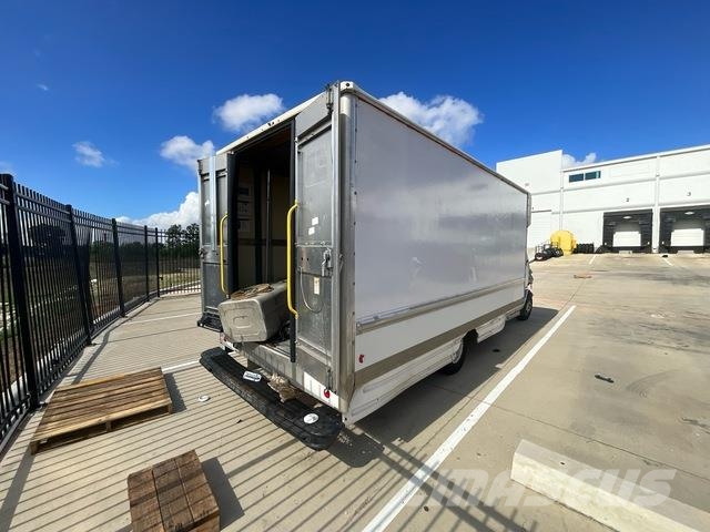 Mercedes-Benz Sprinter 3500 Furgons