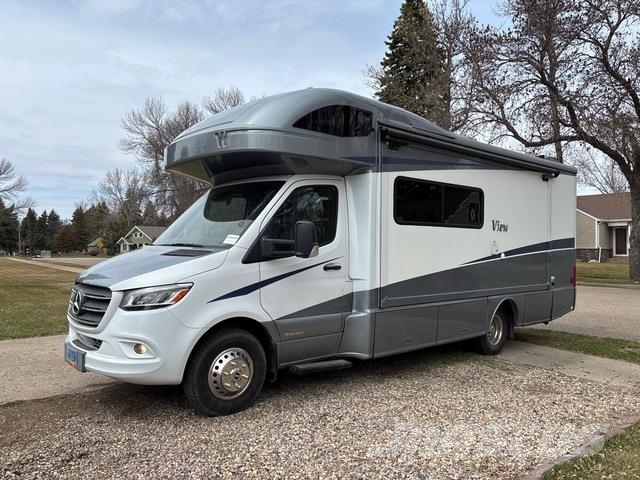 Mercedes-Benz View Kamperi i kamp prikolice