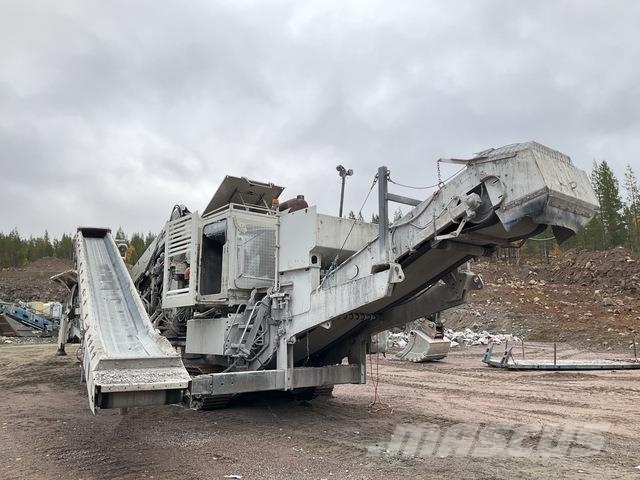 Metso LT300HP Pulverisierer