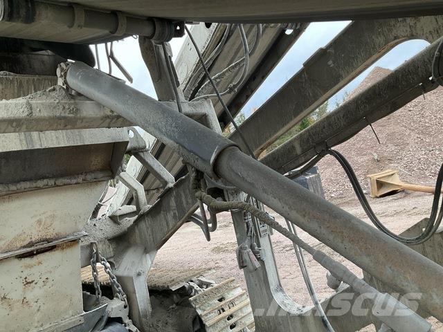 Metso LT300HP Pulverisierer