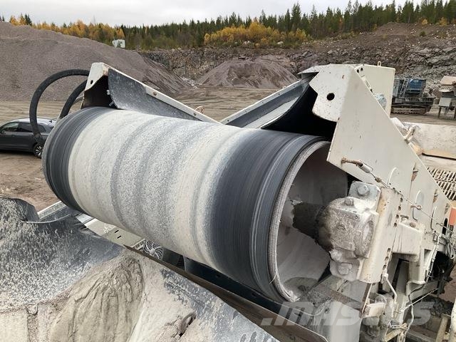 Metso LT300HP Pulverisierer