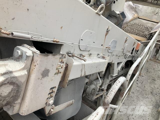 Metso LT300HP Pulverisierer