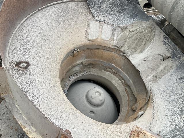 Metso LT300HP Pulverisierer