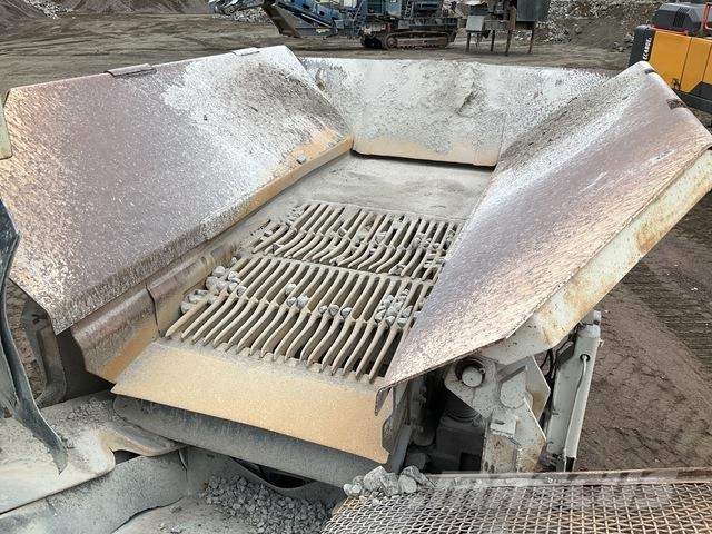 Metso LT300HP Pulverisierer