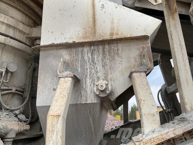 Metso LT300HP Pulverisierer