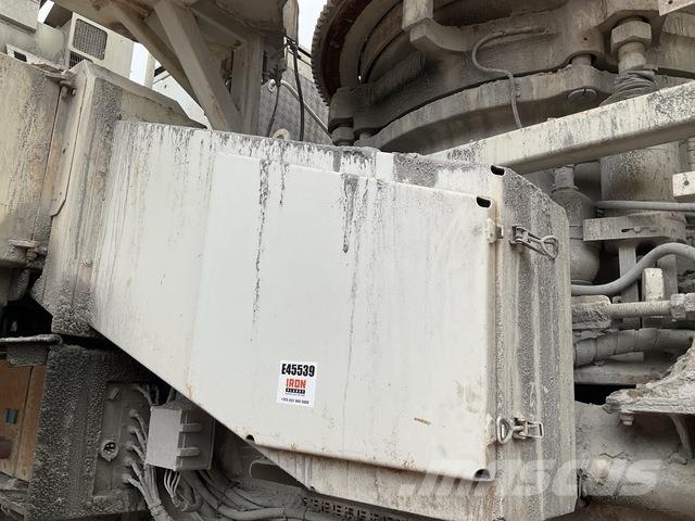 Metso LT300HP Pulverisierer