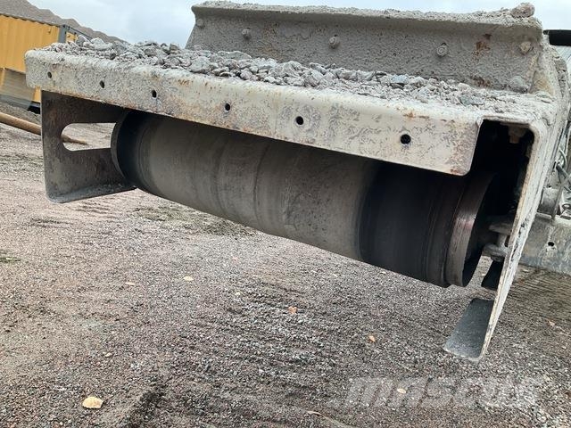 Metso LT300HP Pulverisierer
