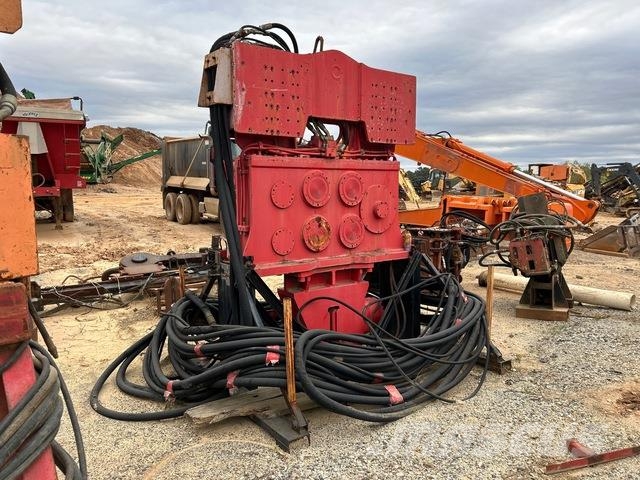 MGF RBH160V Titreşimli kazık çakıcıları