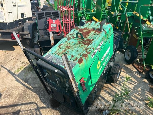 Miller Bobcat 250 NTLP 용접기