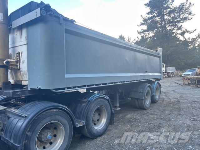 Mills Tui Trailers Vyklápacie prívesy