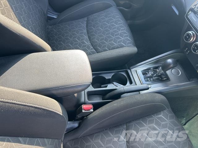 Mitsubishi ASX Αυτοκίνητα