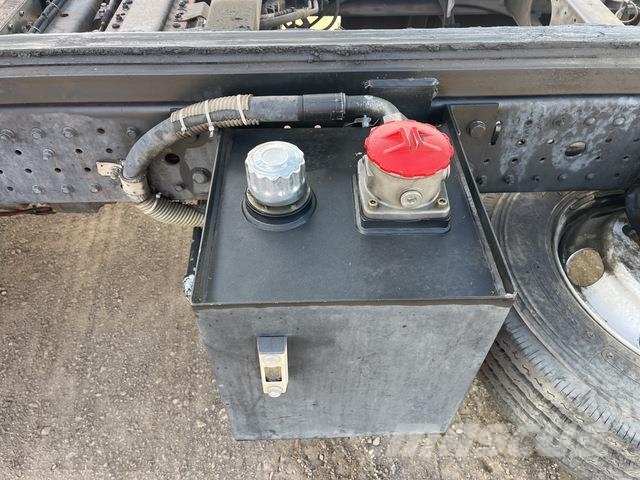 Mitsubishi Canter Other