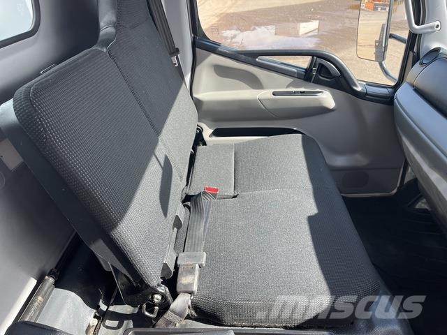 Mitsubishi Canter Other