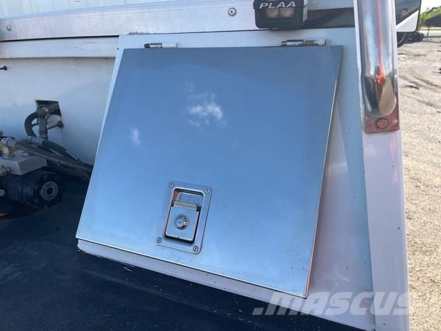 Mitsubishi Canter Other