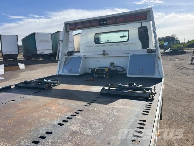 Mitsubishi Canter Other