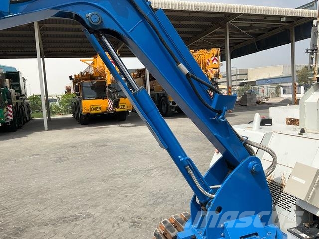 Mitsubishi/Cat RA30 Mini excavadoras < 7t