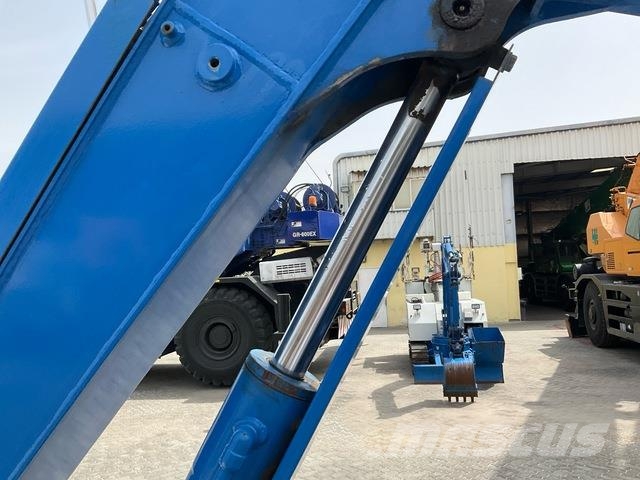Mitsubishi/Cat RA30 Mini excavadoras < 7t
