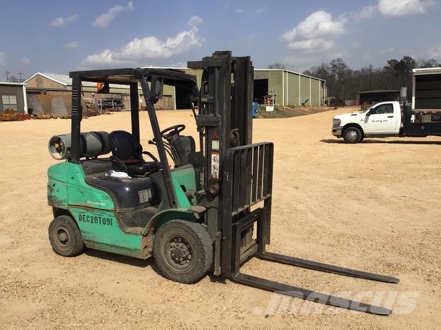 Mitsubishi FG25N Montacargas - otros