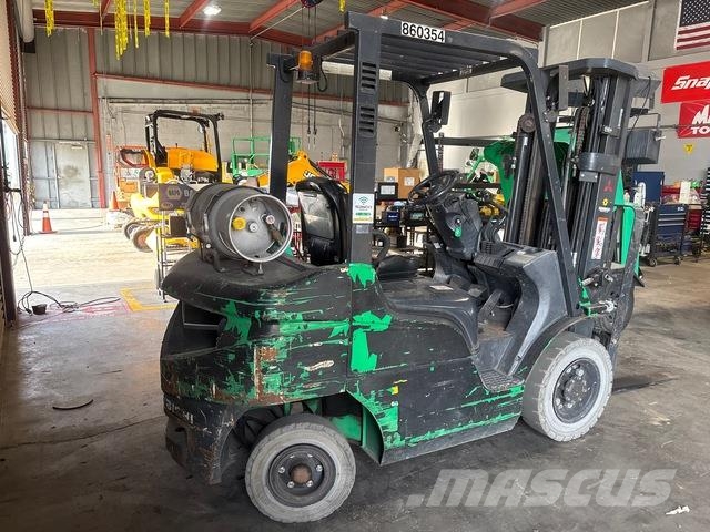 Mitsubishi FG25N Gaffeltrucks - andre