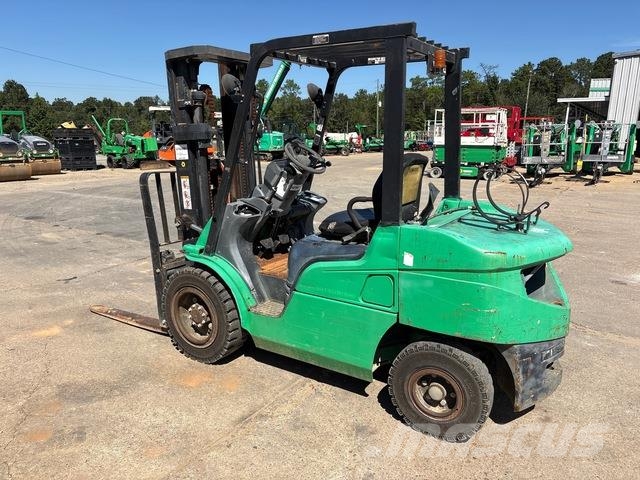 Mitsubishi FG30N Andere Gabelstapler