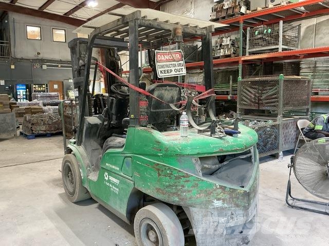 Mitsubishi FG30NGLE Gaffeltrucks - andre