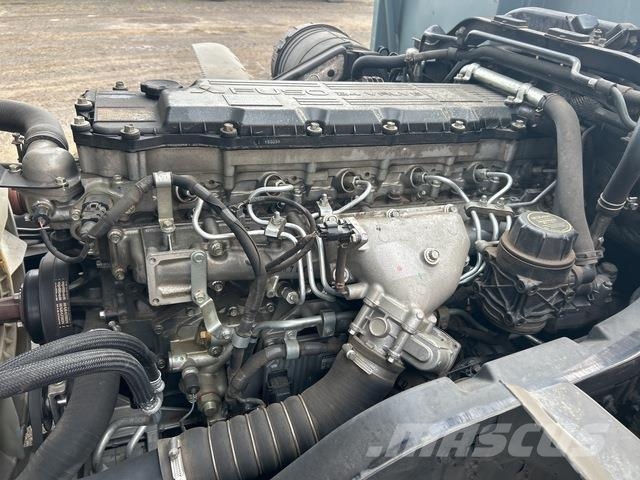 Mitsubishi FN63 شاحنات مسطحة/مفصلية الجوانب