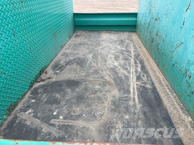 Mitsubishi Fuso Canter 7/800 شاحنات مسطحة/مفصلية الجوانب