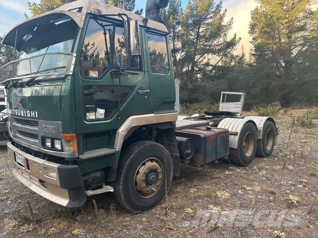 Mitsubishi FV333J Tracteur routier