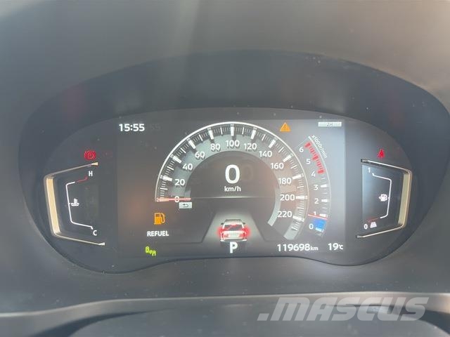 Mitsubishi Pajero Sport Personbilar