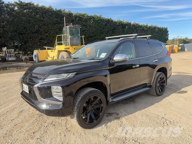 Mitsubishi Pajero Sport Personbilar