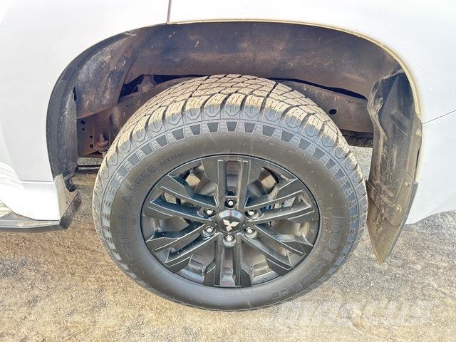 Mitsubishi Pajero Sport GSR Αυτοκίνητα