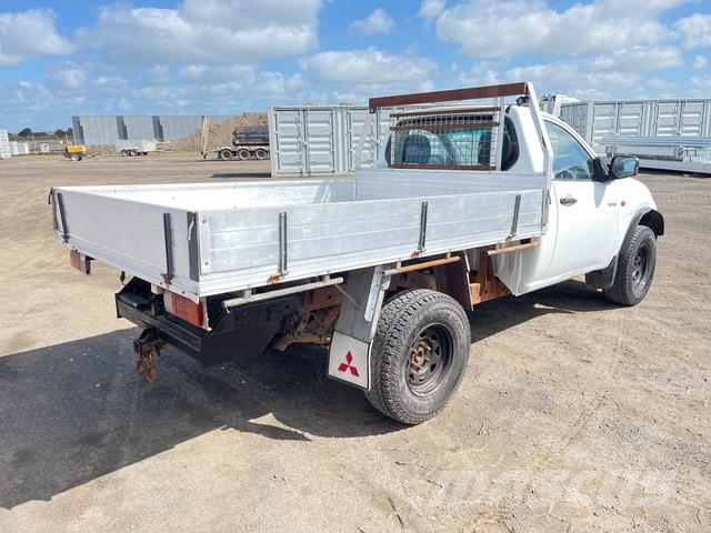 Mitsubishi Triton Autre fourgon / utilitaire