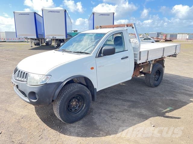 Mitsubishi Triton Autre fourgon / utilitaire